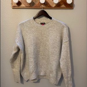 Vince Camuto sweater